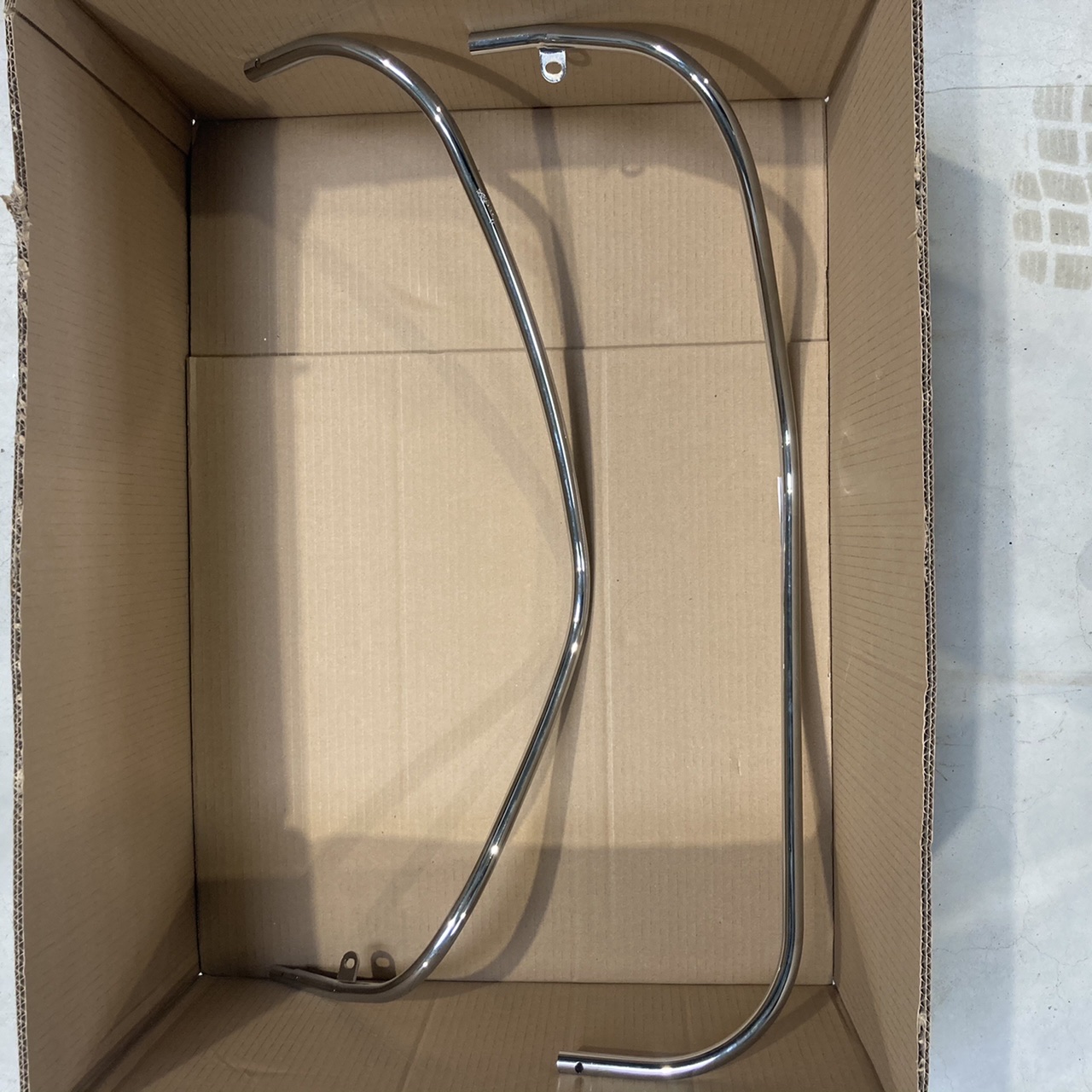 Originele Vespa beenschild beugel chroom Vespa LX / LXV