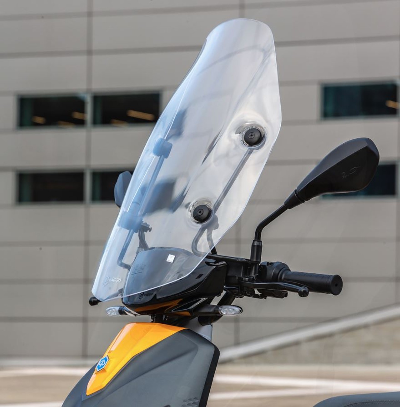 Voorruit groot met beugel voor Piaggio 1 (One) Origineel
