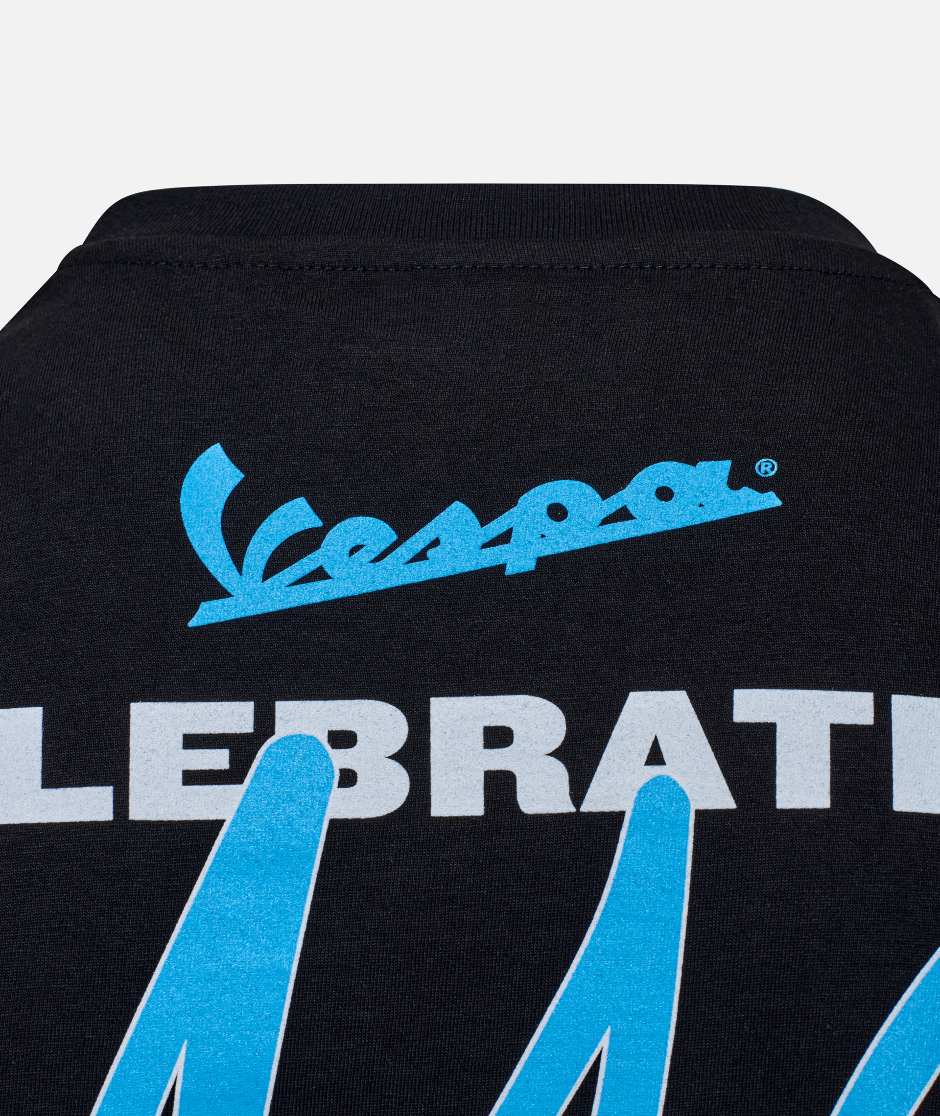 Vespa T-shirt "140 jaar Piaggio" zwart blauw