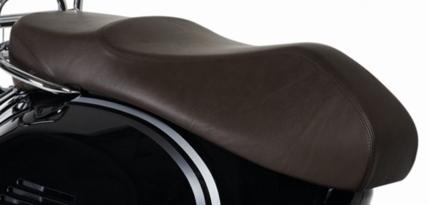 Originele zitting voor Vespa GTS echt leer bruin